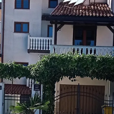 Appartamento In Stinjan With Balcony, Air Conditioning, Wifi 5018-2 Pola